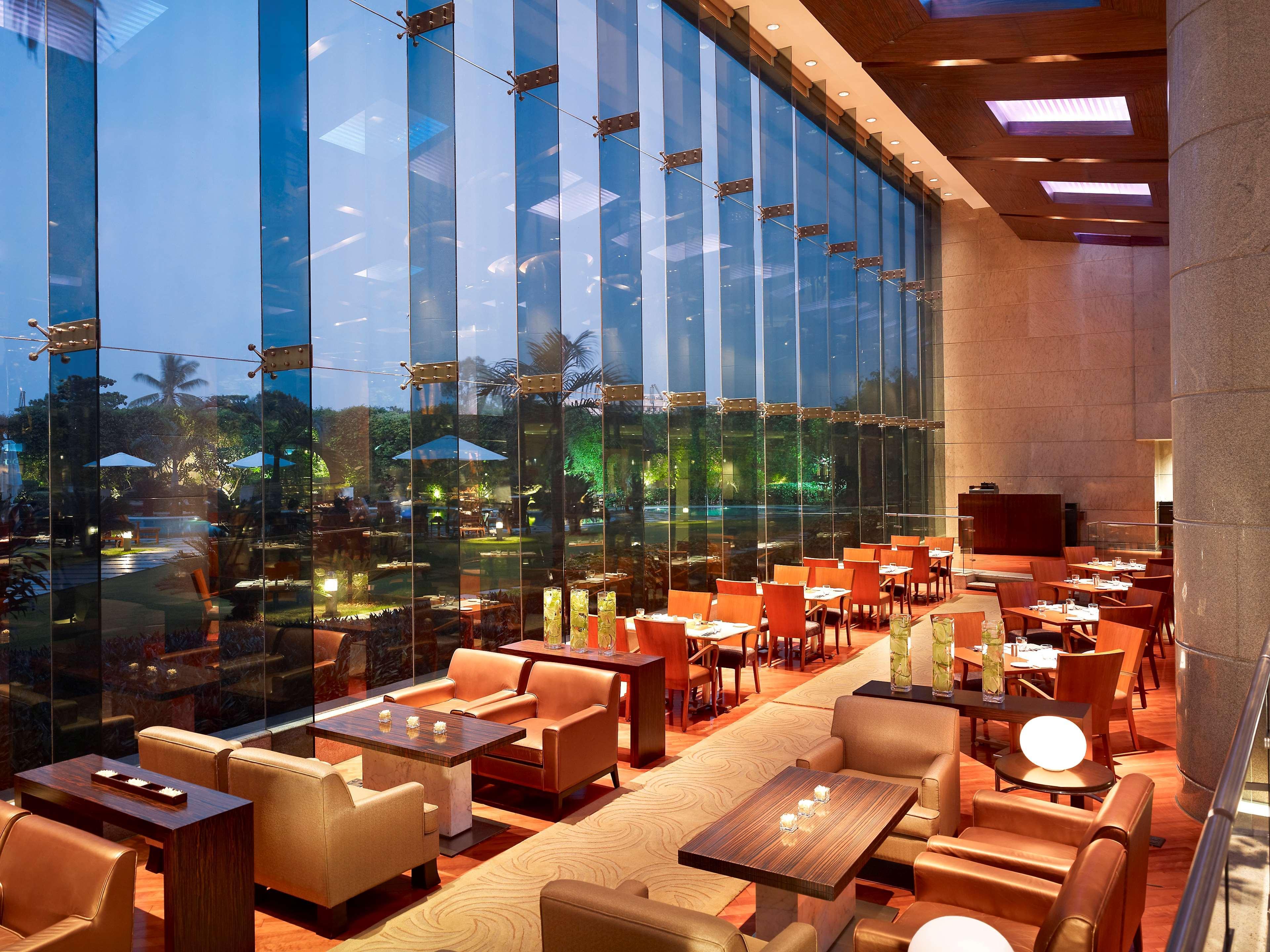 Hyatt Regency Mumbai International Airport Hotel Exterior photo