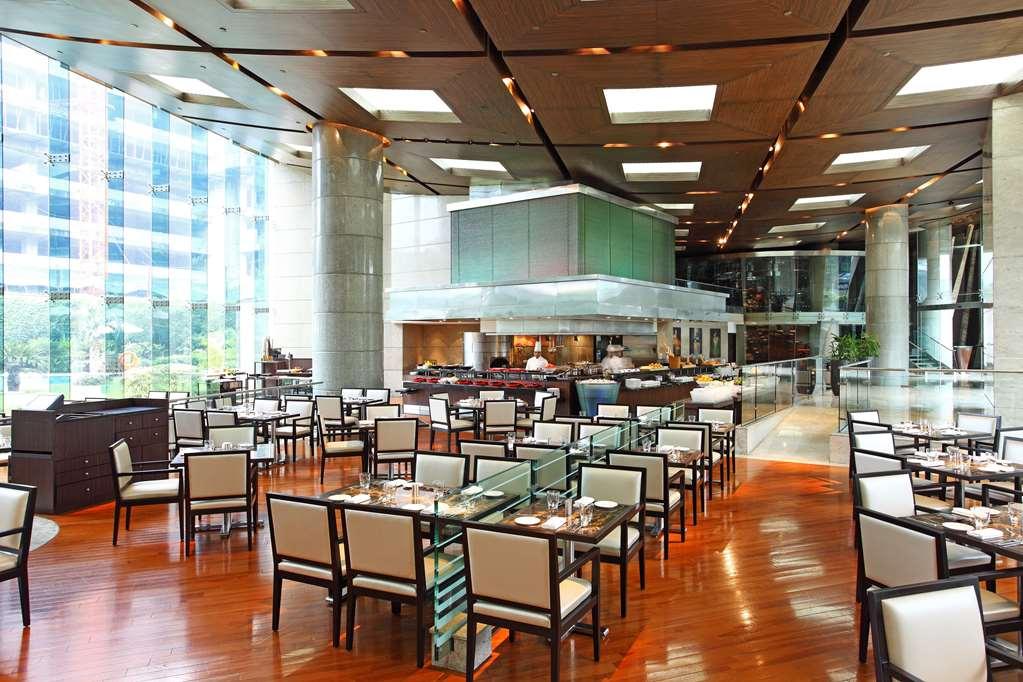Hyatt Regency Mumbai International Airport Hotel Restaurant photo